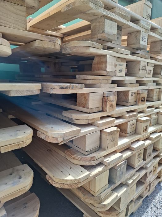 Продам нестандартные поддоны.