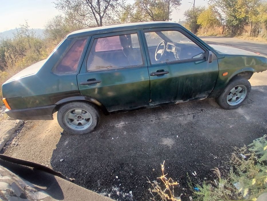 Продам ваз 21099