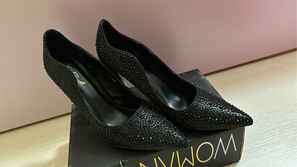 Официални обувки - номер 39