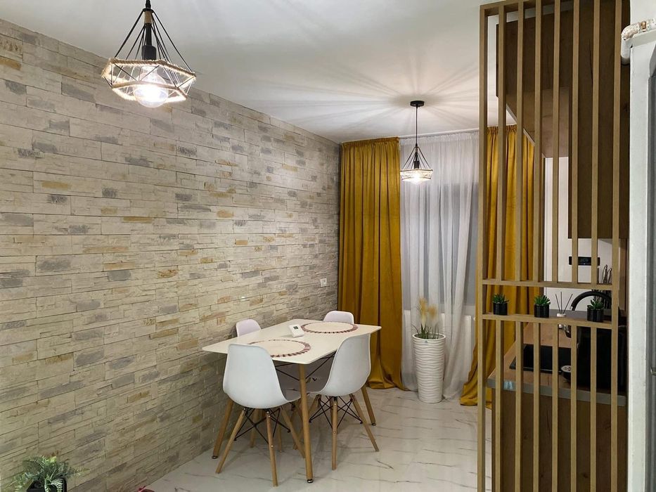 Vand apartament 2 camere decomandat