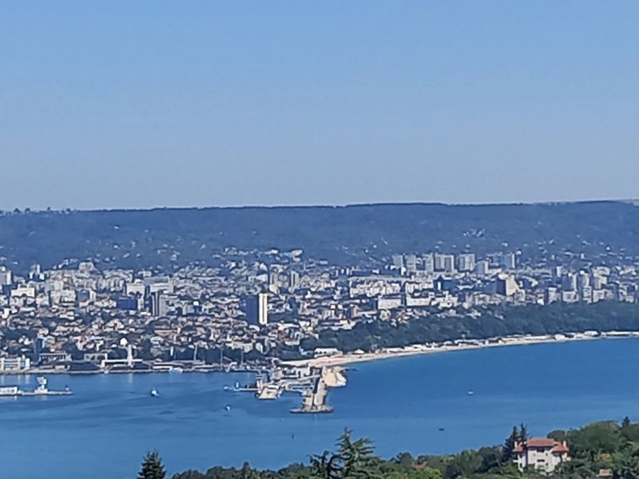 Дава се под наем Къща в Варна, м-т Зеленика - 125 кв.м за 790 € - Снимка #9