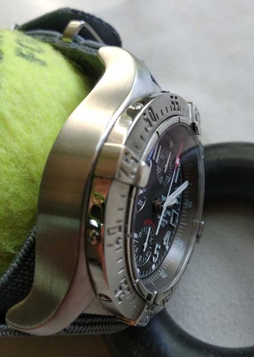 Breitling Avenger Skyland
