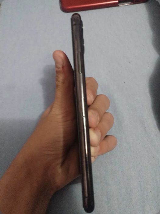 Iphone 11 pro max 100% 64 gb