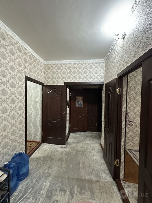 Срочно продается 4-х комн квартира  в Сергели-2