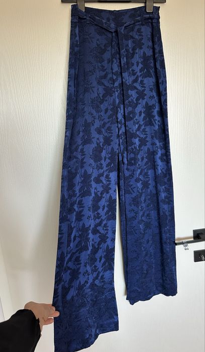 Pantaloni palazzo Zara Woman din jacard-brocart