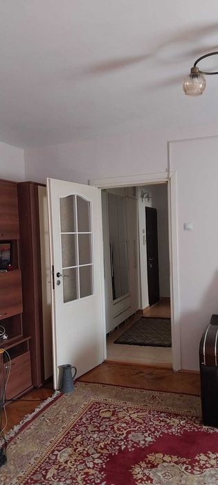 Închiriez apartament iasi