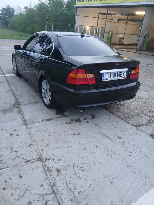 Vând BMW e46 seria 3 an 2003.     3.0diesel 204 cai.  Pentru mai multe detalii sunați  la nr 0768874200