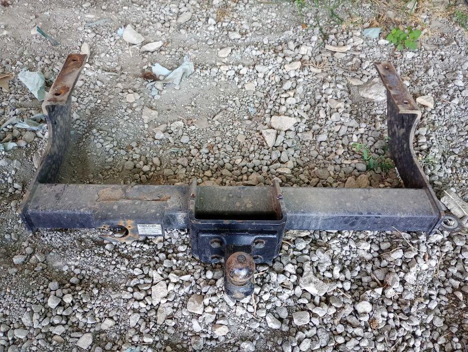 Продавам теглич за Ивеко Дейли