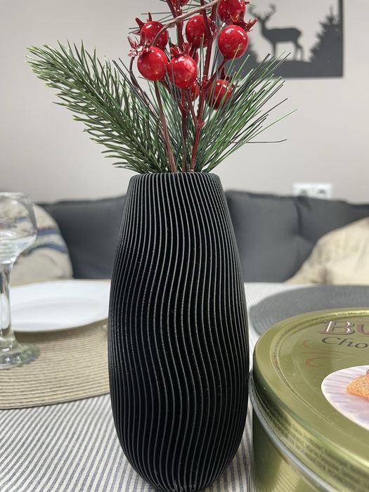 Декоративна ваза