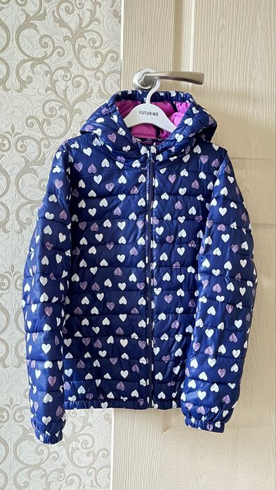 НЕДОРОГО куртка в отличном состоянии на рост 150 см