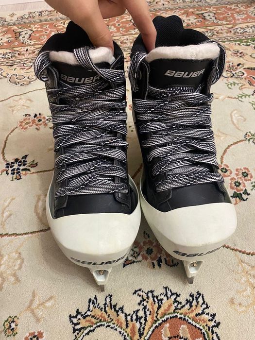 Bauer - хоккейные коньки