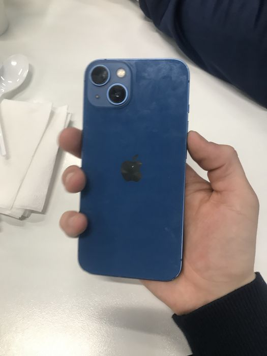 Айфон 13 128gb.