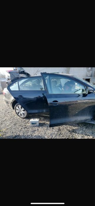 Usi partea dreapta vw jetta 2013 complete oglinda