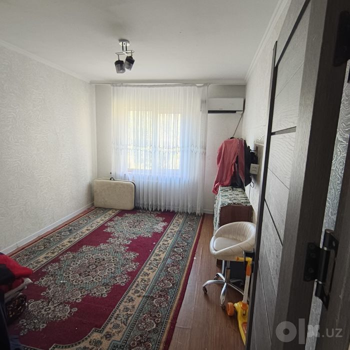 Sergeli 2 uy sotiladi