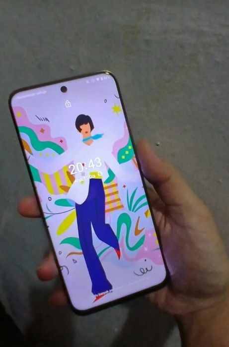 Продам Wiko T50.