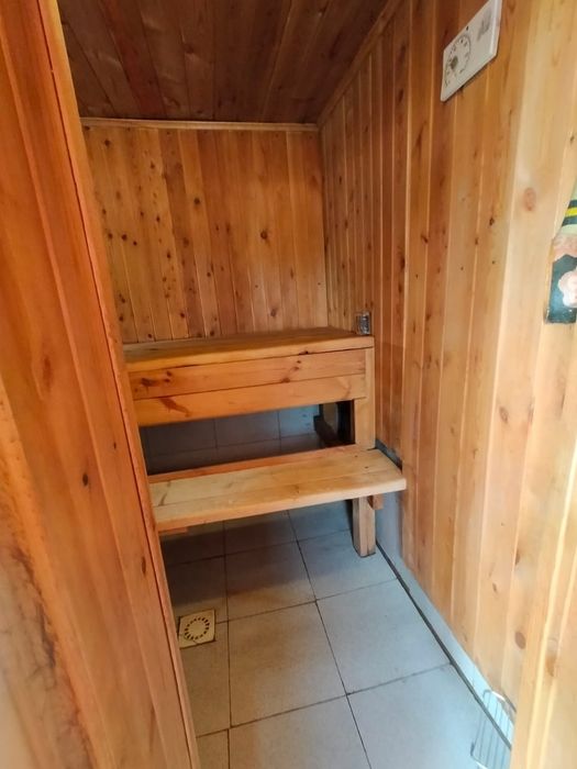 Дом,  посёлок  Актас