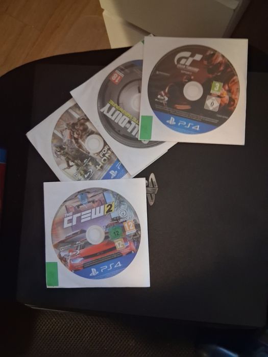 Ps4 Pro + jocuri + maneta