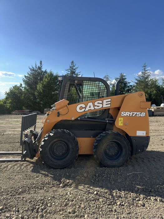 Bobcat  CASE  2021. TAKEUCHI TB230 2019