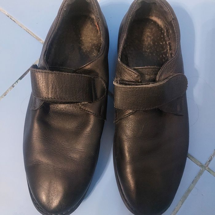 Продам туфли для мальчика