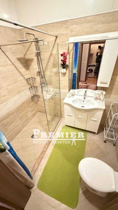 Продава се Двустаен апартамент в Бургас, Лазур - 74 кв.м за 1723 €/кв.м - Снимка #7