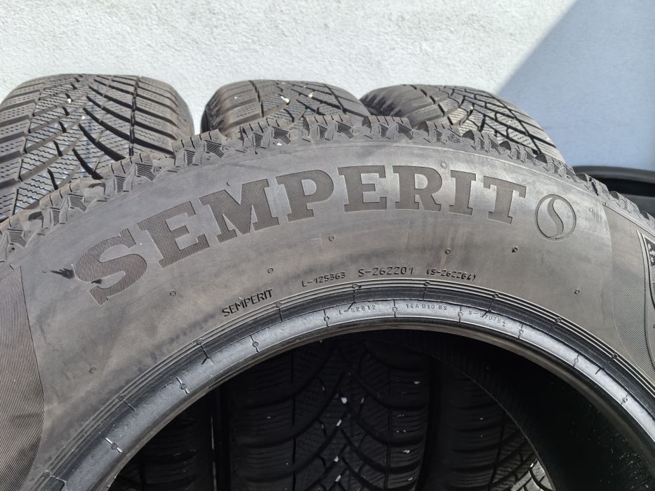 195/65/15 Семперит ДОТ 2024 г - Като нови