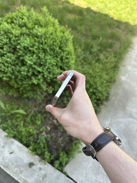 iPhone XR 15 Pro korpusda 128GB