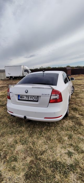 SKODA Octavia 2012 — imagine 3