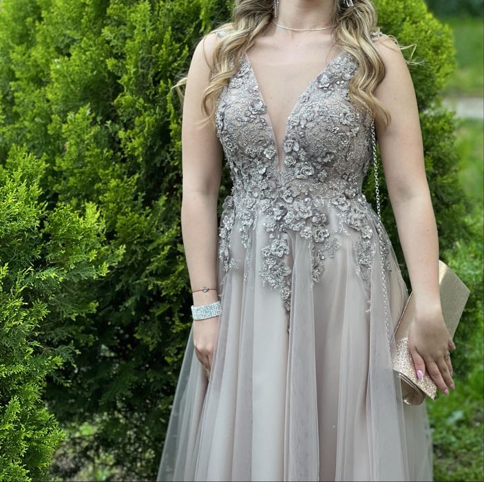 Бална рокля