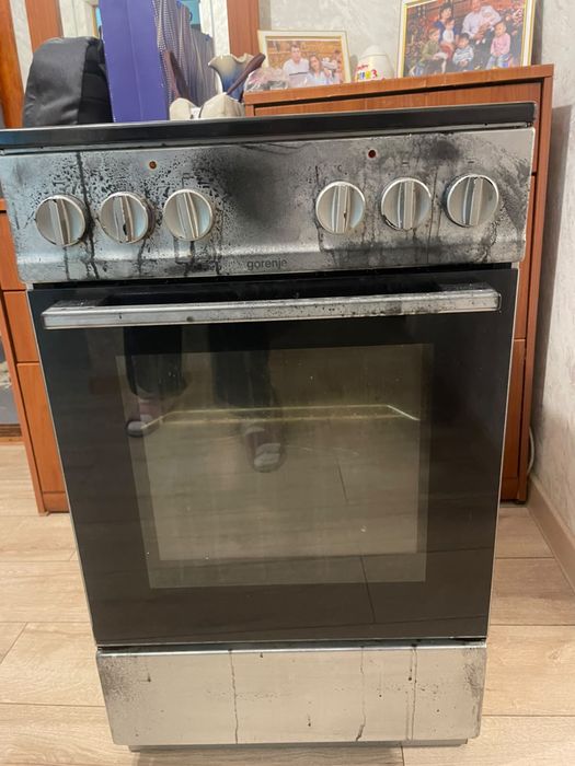 Продаётся электрическая плита Gorenje