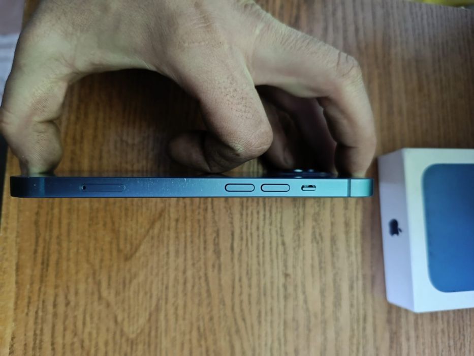 Продается IPhone 13, 128 гб