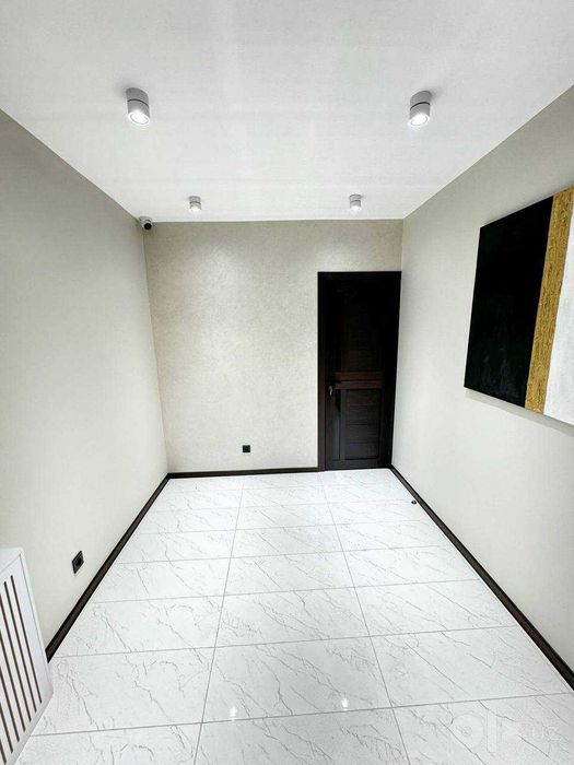 Продаётся офис Яккасарай р-н 37м2 Ракат Срочно