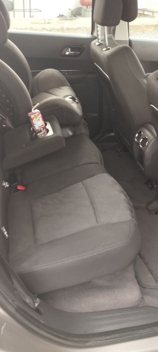 Пежо 3008 2010г 1600