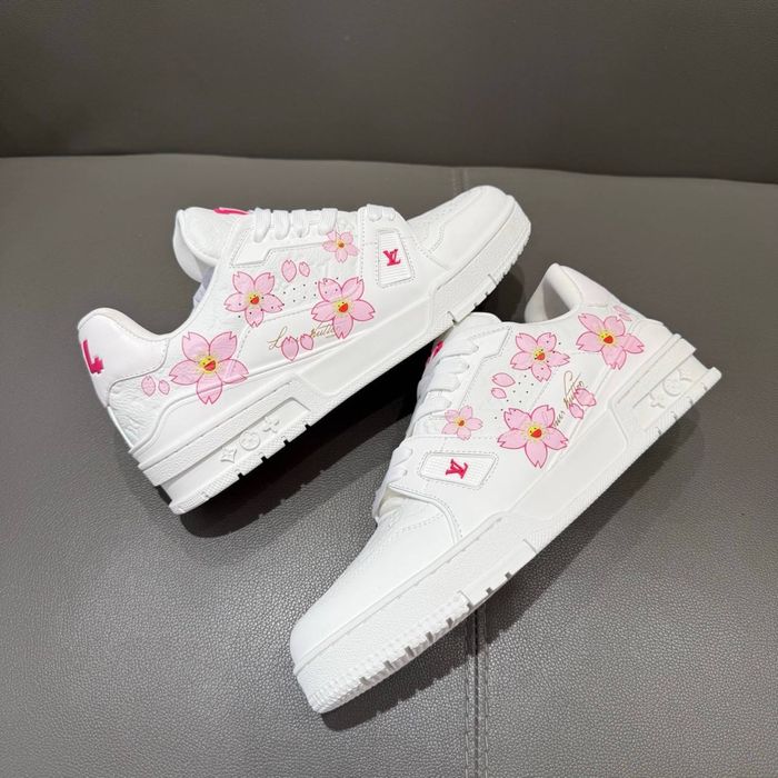 Adidasi Louis Vuitton