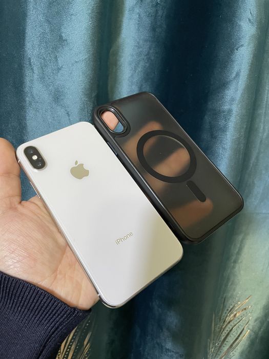 Продам телефон Айфон X