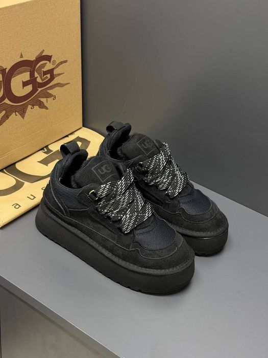 Ugg-uri diferite modele