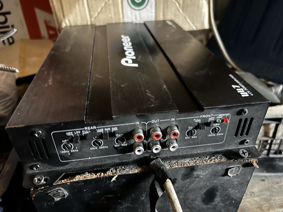 Уселител звука Poiner на 1800 w