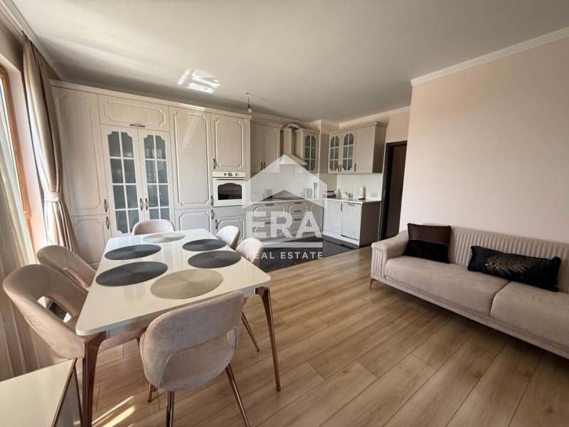 Продава се Тристаен апартамент в Варна, Трошево - 95 кв.м за 1471 €/кв.м - Снимка #2