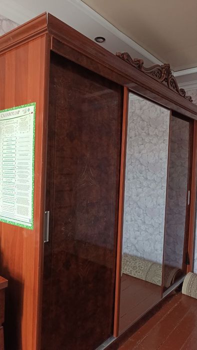 Спальный гарнитур сотилади