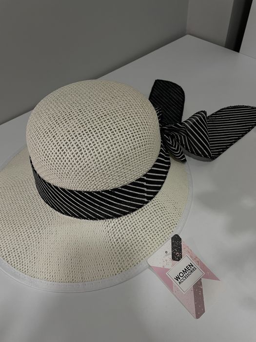 Разпродажба на бански,плажни чанти,шапки,бандани ,парео