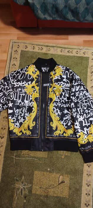 Oferta Geaca VERSACE JEANS COUTURE L,XL  originala 100% nou lichidare