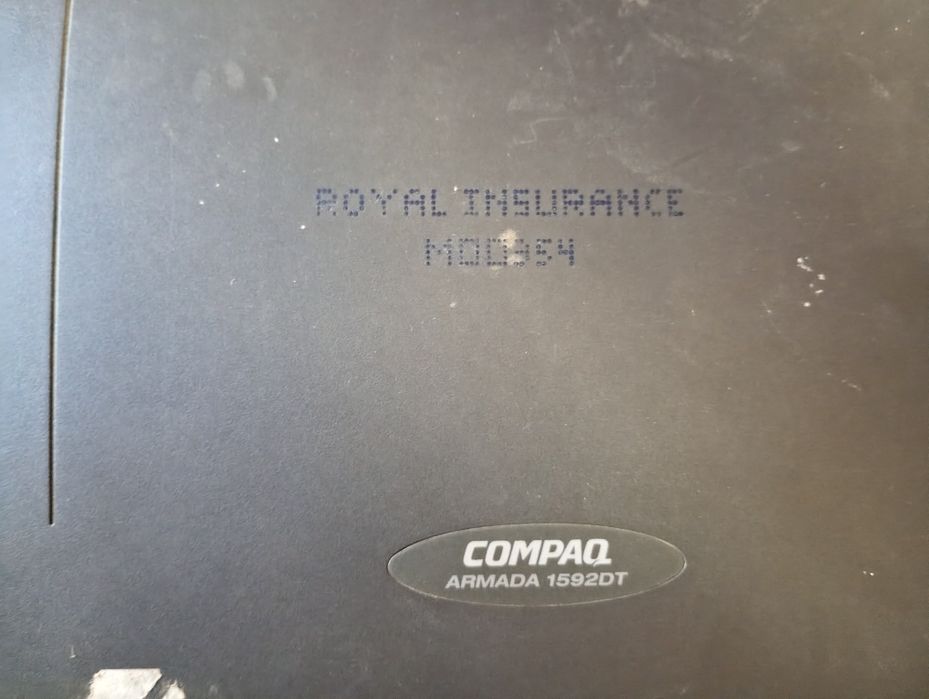 Vând laptop Compaq Armada