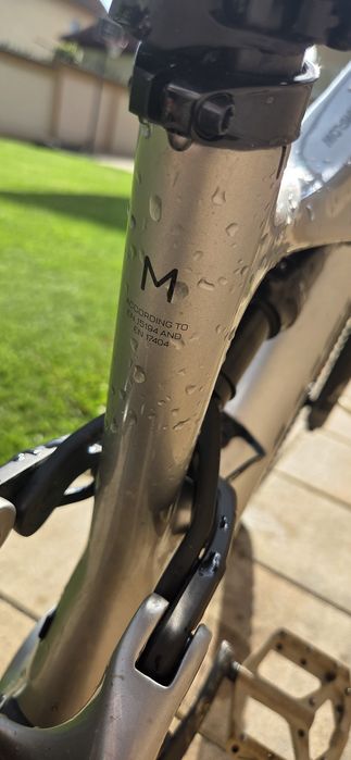 Amflow PL Carbon Avinox M1 1800km