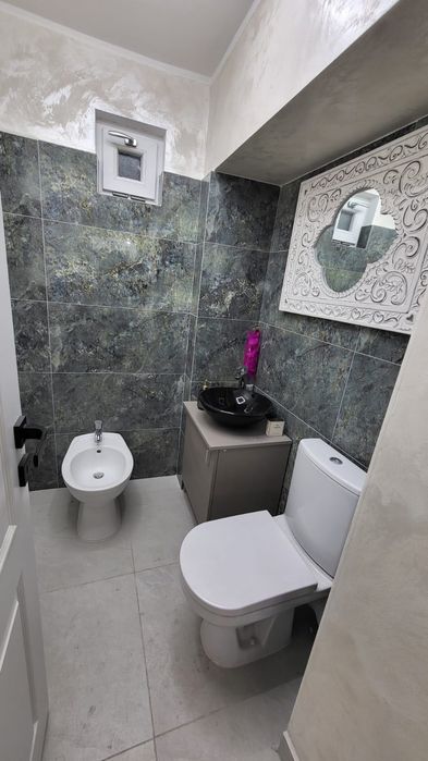 Vand apartament 3 camere