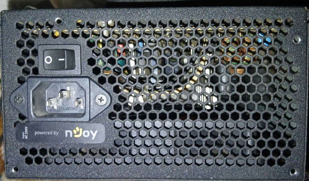 Vand Sursa Computer