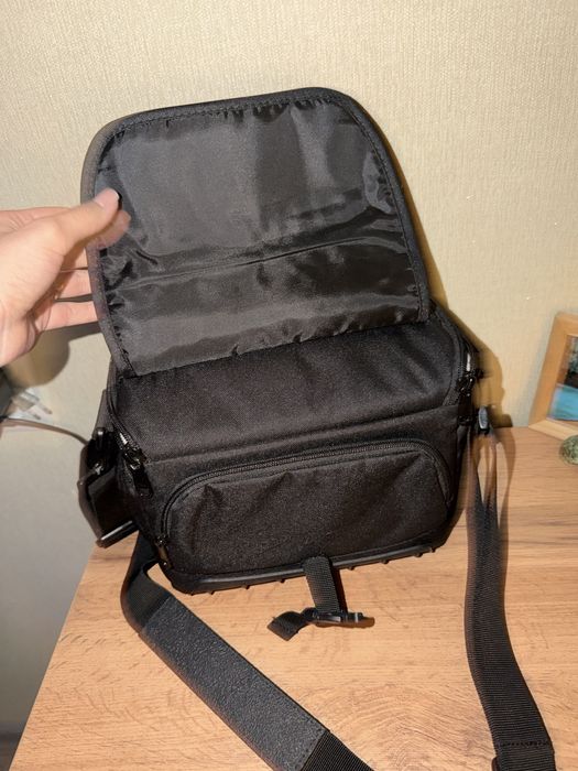 Продам сумку для фотоаппарата
