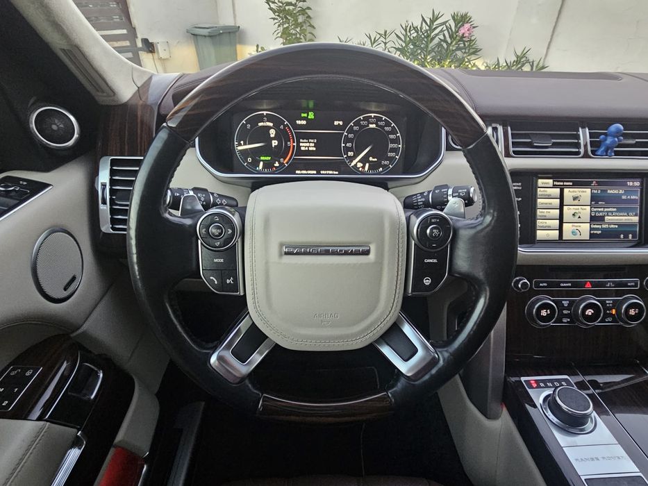 Land Rover Vogue Autobiography