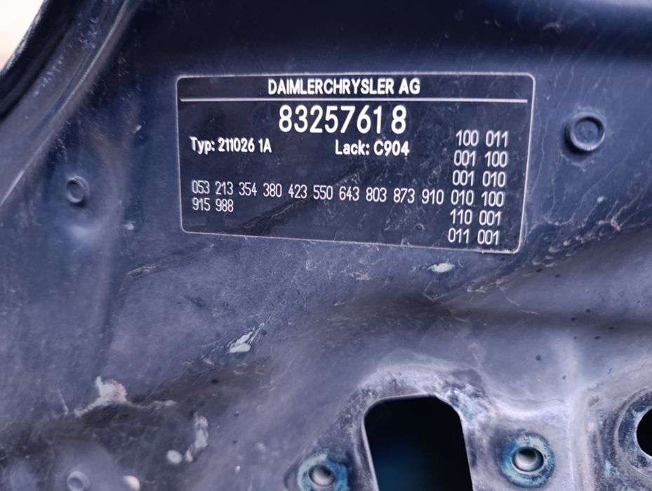 Капот Мерседес W211 привозной