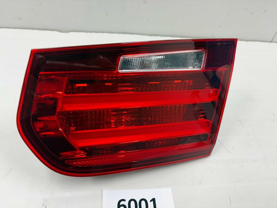 Десен вътрешен стоп Стоп заден капак БМВ Ф30 Ф31 Преди фейс