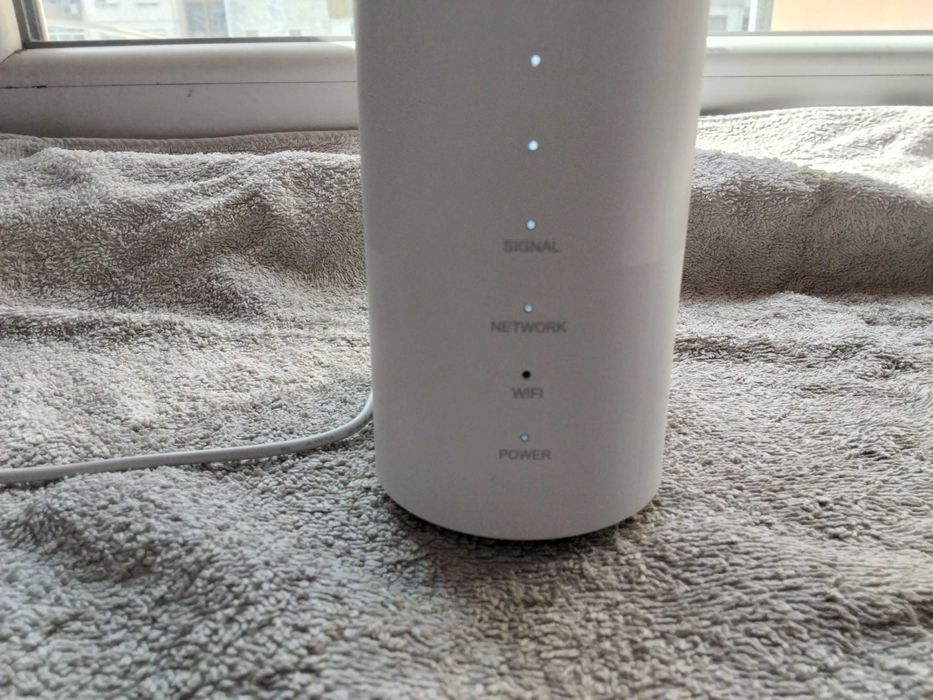 последен модел 5G рутер за сим карти на Иетел-чисто нов