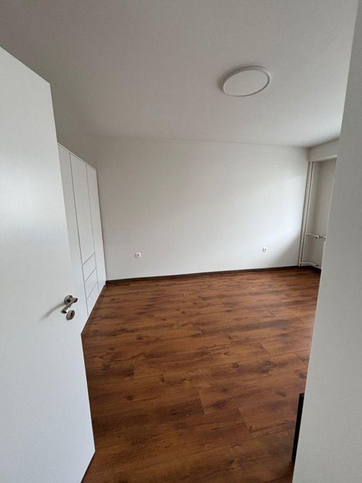 Дава се под наем Тристаен апартамент в София, Света Троица - 90 кв.м за 807.84 € - Снимка #8